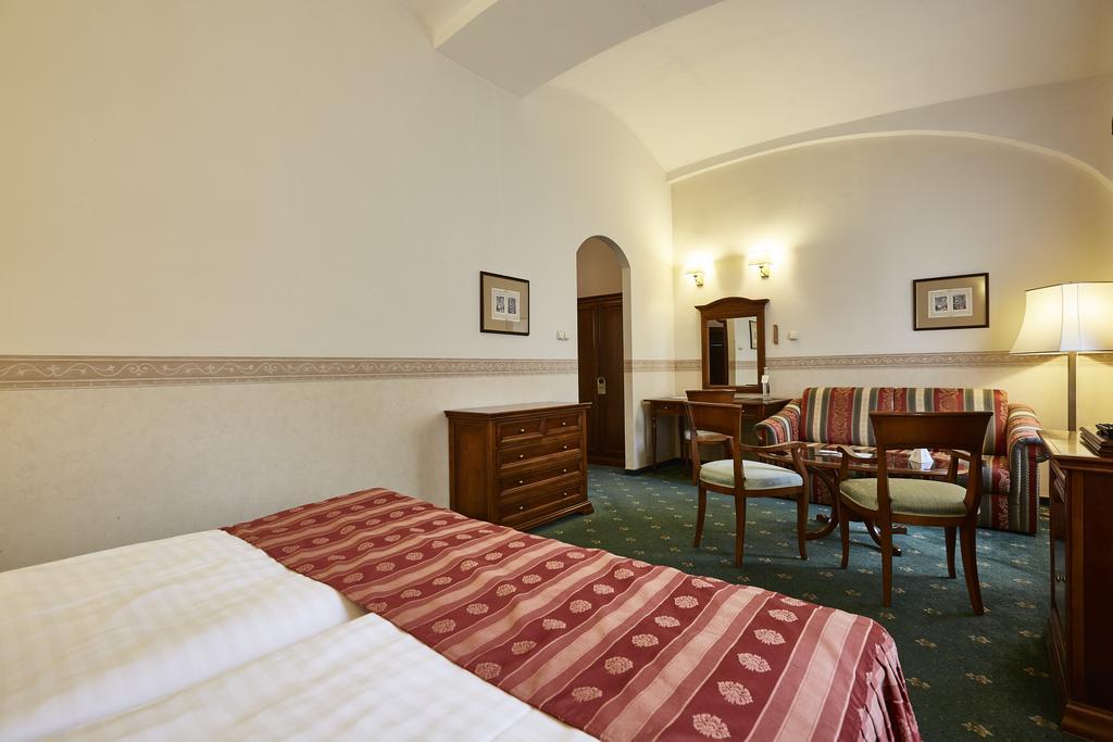 Hotel Szidónia Castle Röjtökmuzsaj Exterior foto